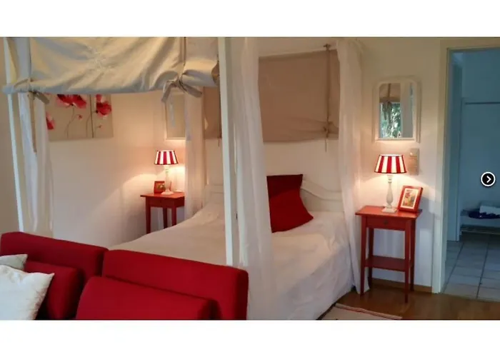 Lägenhet Schoener Mit Gartenterrasse Und Teich *